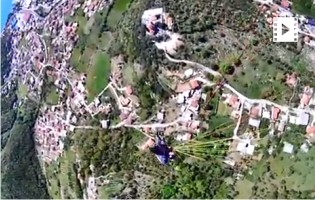 Montenegro paragliding
